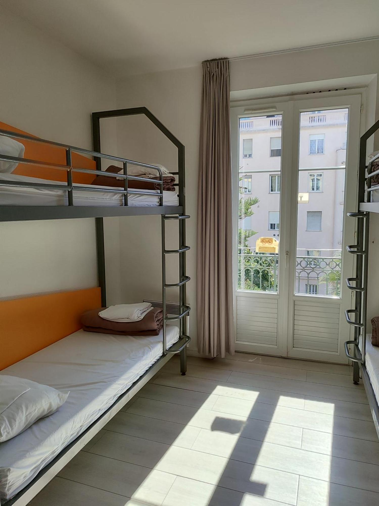 Auberge De Jeunesse Hi Nice Les Camelias 外观 照片