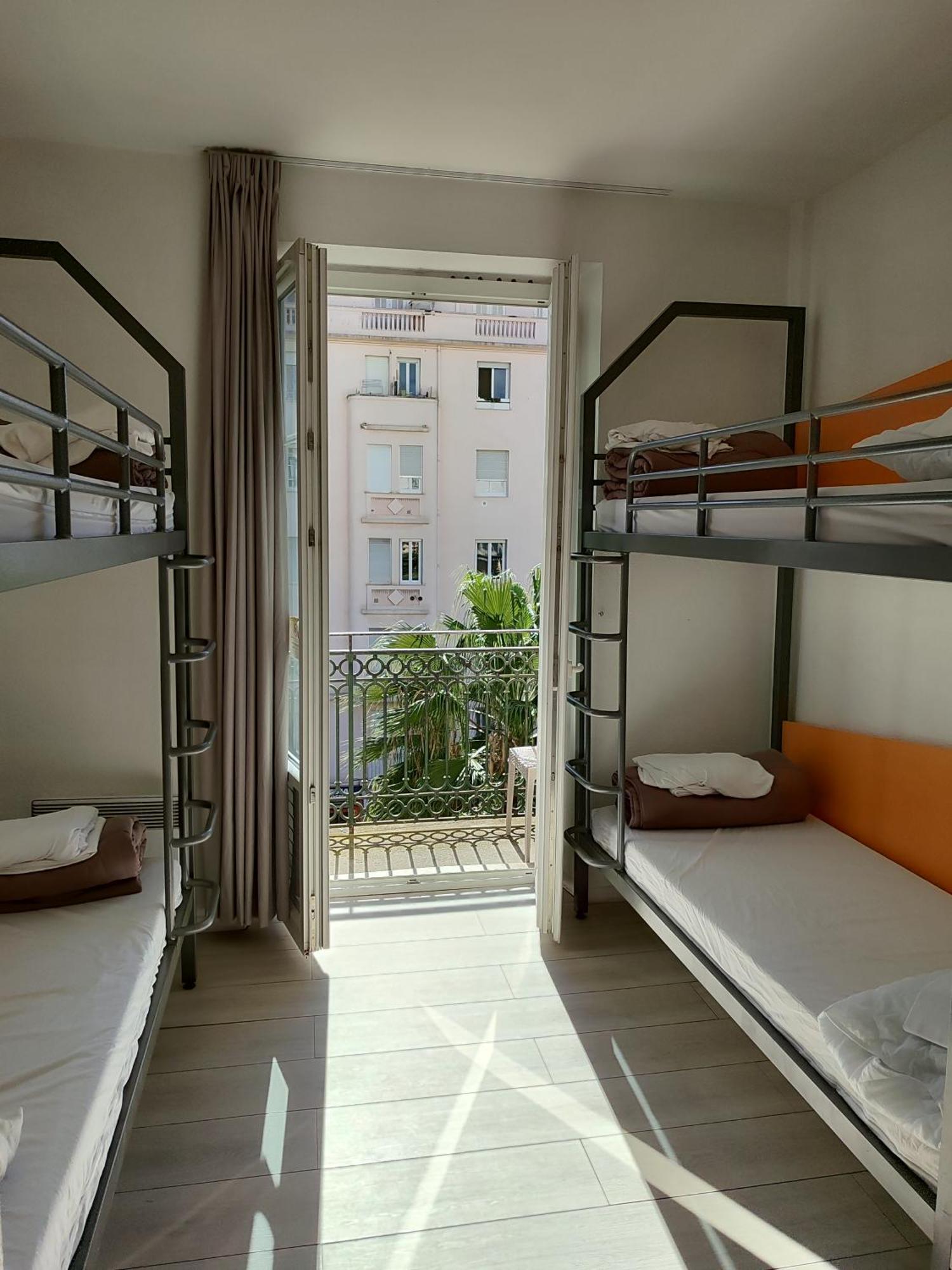 Auberge De Jeunesse Hi Nice Les Camelias 外观 照片